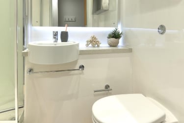 1 bed studio, Long Street, Shoreditch, London, E28HJ - Image 1